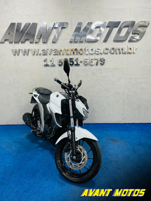 Foto Miniatura Yamaha FAZER 250 2019