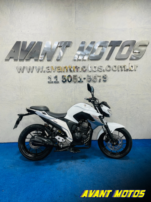 Foto Miniatura Yamaha FAZER 250 2019