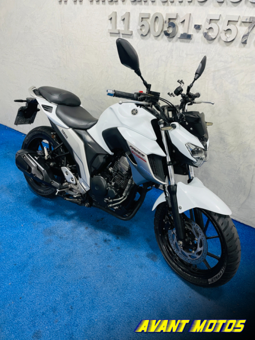 Foto Miniatura Yamaha FAZER 250 2019