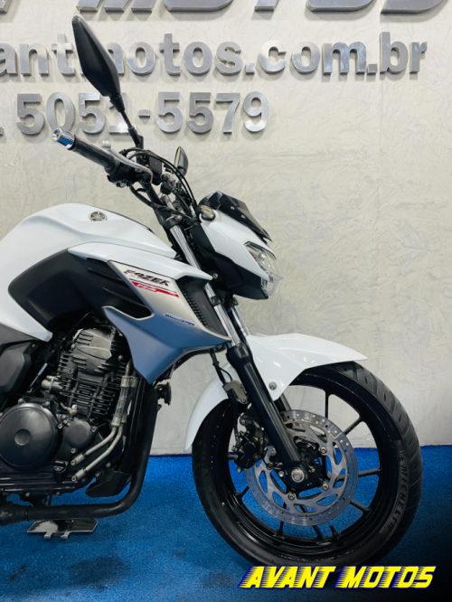 Foto Miniatura Yamaha FAZER 250 2019