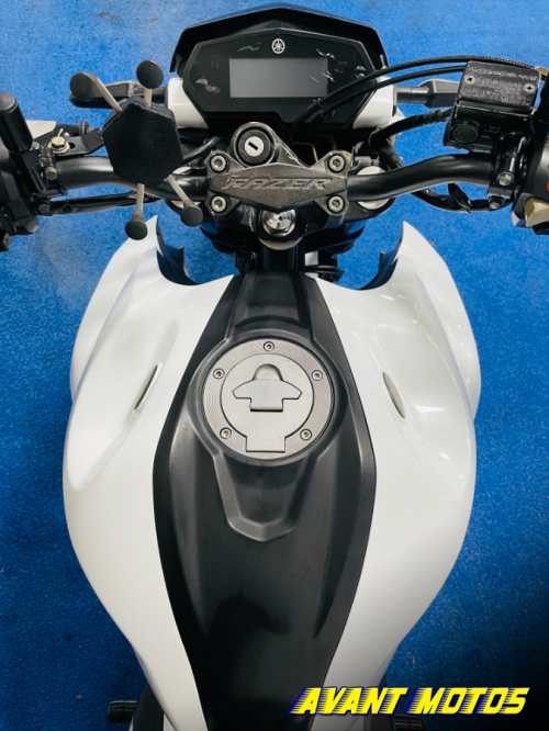 Foto Miniatura Yamaha FAZER 250 2019