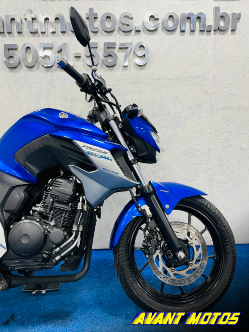 Foto Miniatura Yamaha FAZER 250 2020