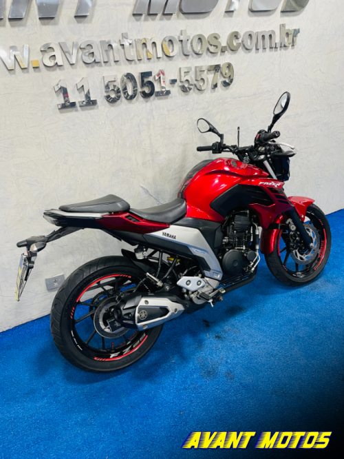 Foto Miniatura Yamaha FAZER 250 2023