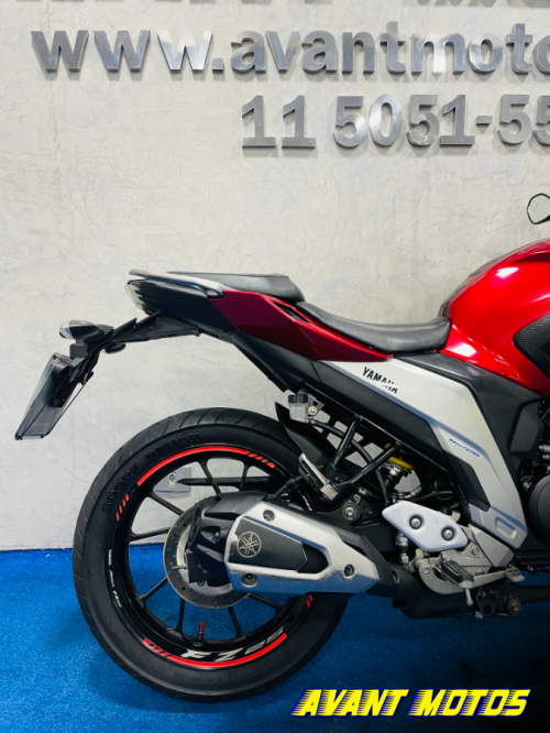 Foto Miniatura Yamaha FAZER 250 2023