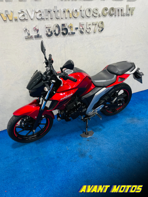 Foto Miniatura Yamaha FAZER 250 2023