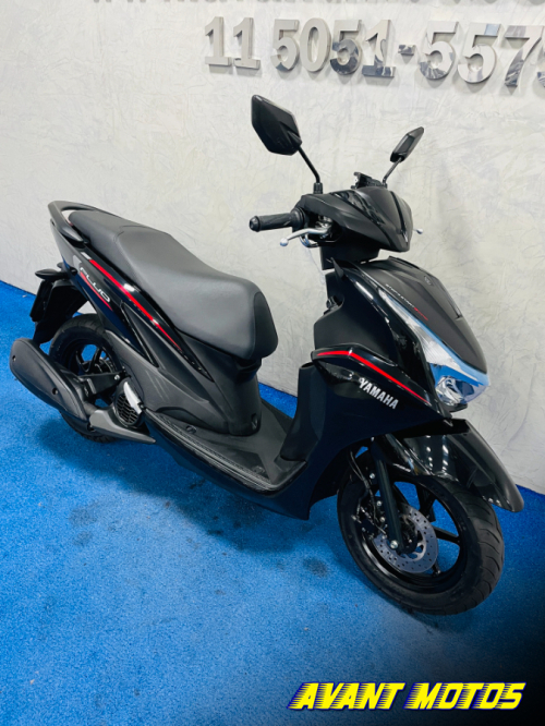 Foto Miniatura Yamaha FLUO 125 CONNECTED 2026