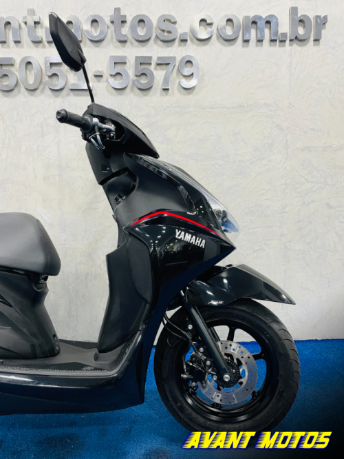 Foto Miniatura Yamaha FLUO 125 CONNECTED 2026