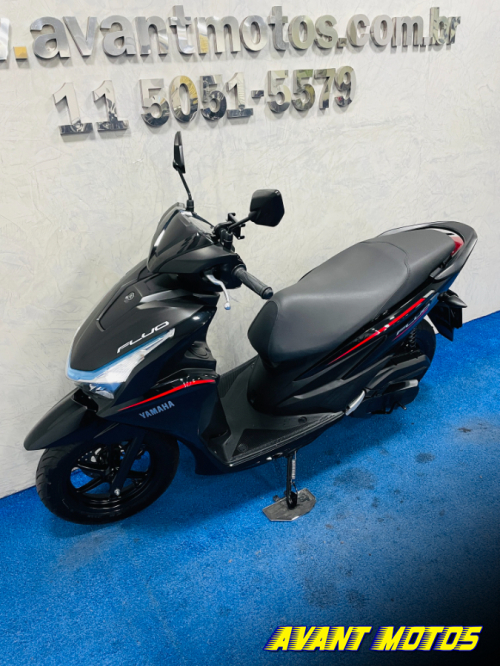 Foto Miniatura Yamaha FLUO 125 CONNECTED 2026