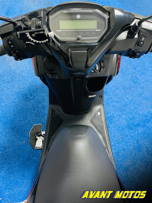 Foto Miniatura Yamaha FLUO 125 CONNECTED 2026