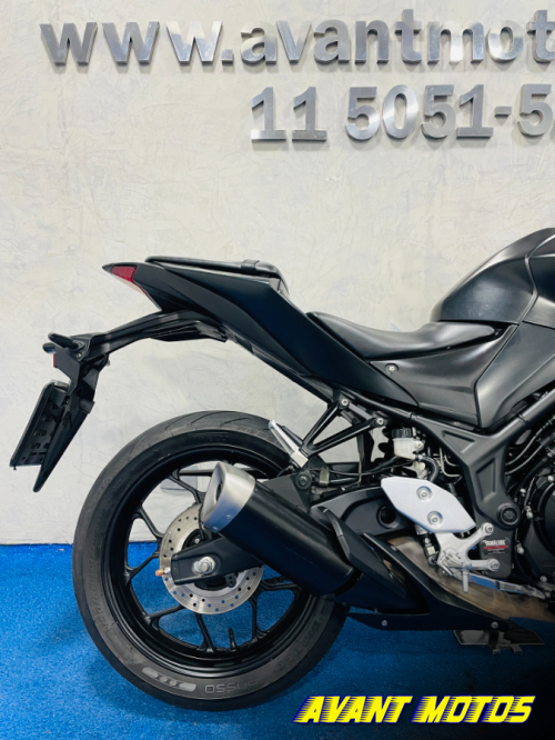 Foto Miniatura Yamaha MT 03 ABS 2023