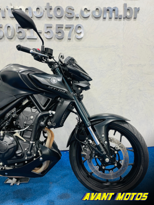Foto Miniatura Yamaha MT 03 ABS 2023