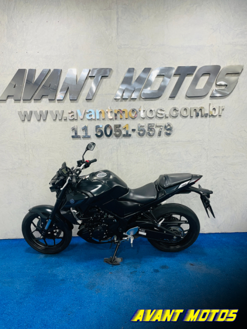 Foto Miniatura Yamaha MT 03 ABS 2023