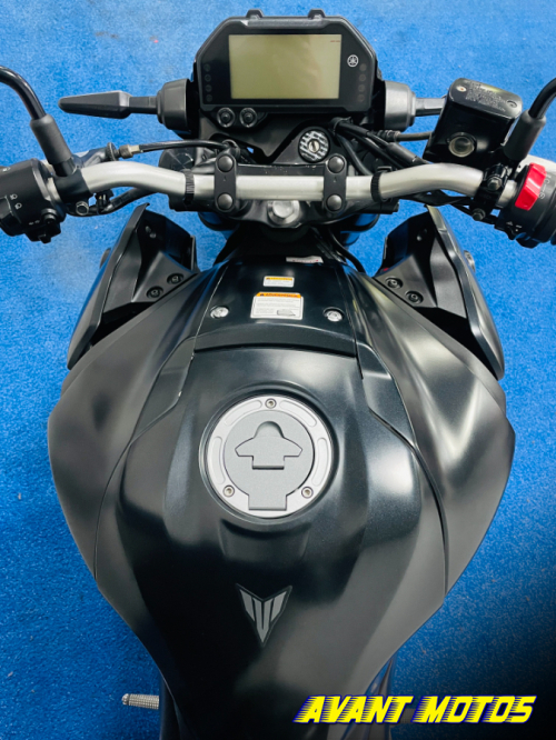 Foto Miniatura Yamaha MT 03 ABS 2023