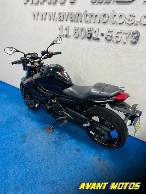 Foto Miniatura Yamaha XJ6 N ABS 2015