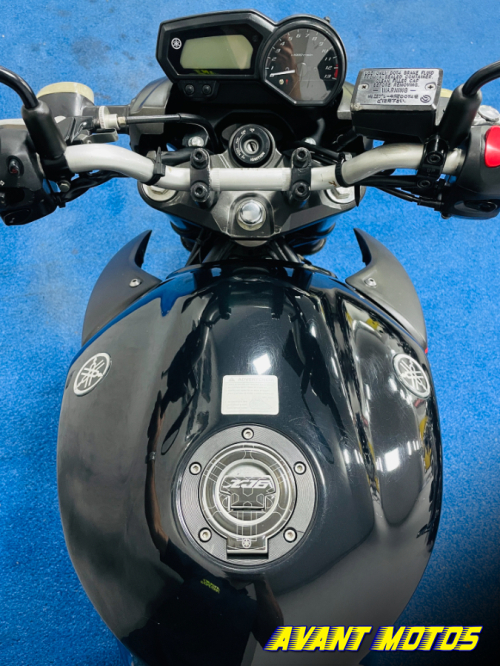 Foto Miniatura Yamaha XJ6 N ABS 2015