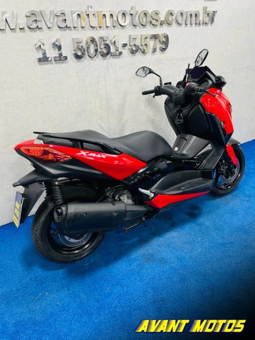 Foto Miniatura Yamaha XMAX 2023