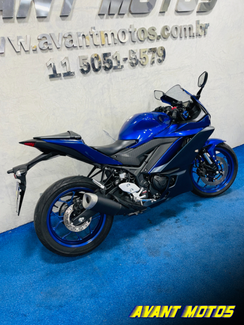 Foto Miniatura Yamaha YZF R3 ABS 2025