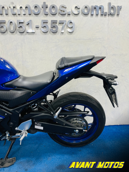 Foto Miniatura Yamaha YZF R3 ABS 2025
