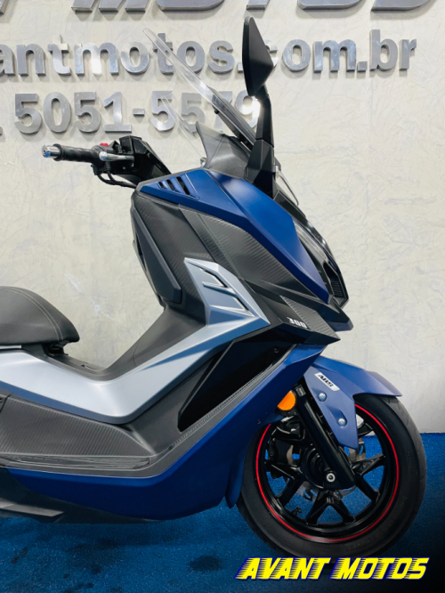 Foto Miniatura Dafra CRUISYM 300 2024