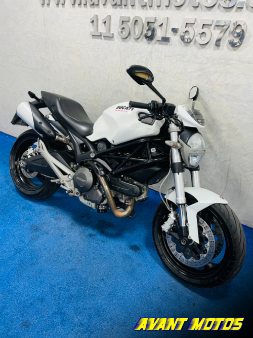 Foto Miniatura Ducati MONSTER 696 2012