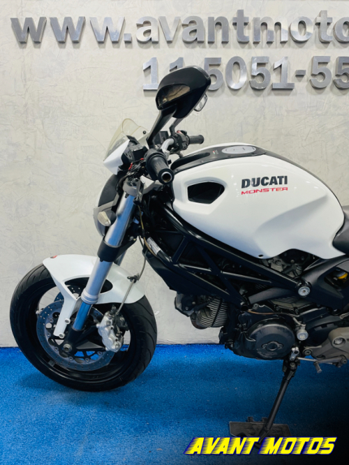 Foto Miniatura Ducati MONSTER 696 2012