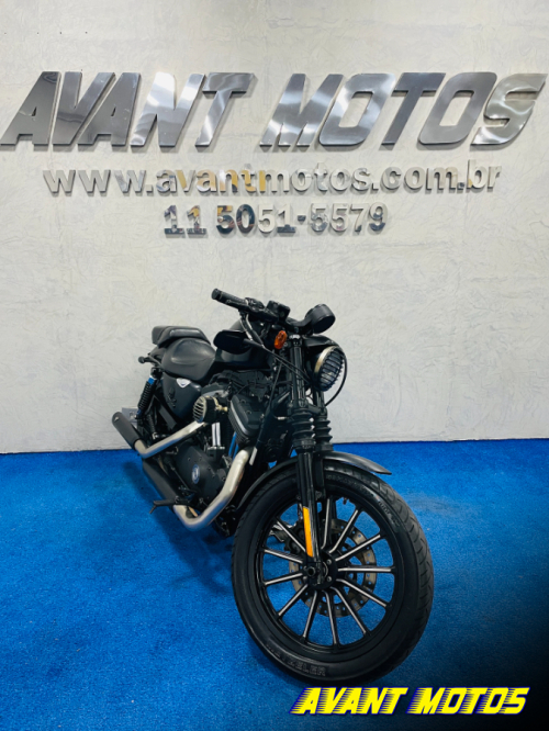 Foto Miniatura Harley Davidson XL 883N 2015