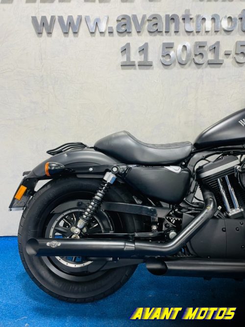 Foto Miniatura Harley Davidson XL 883N IRON 2012