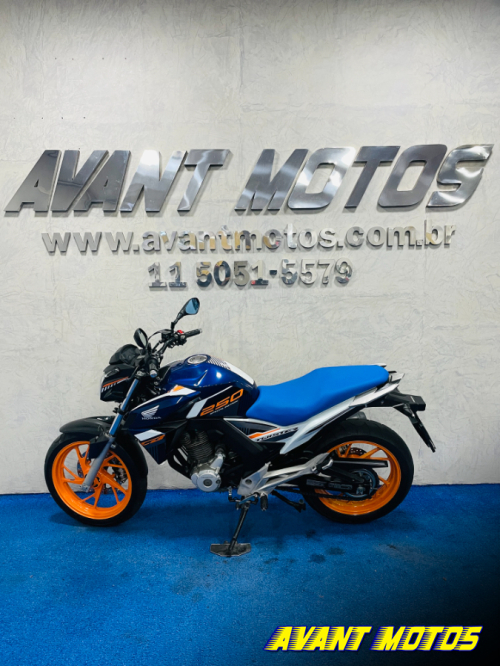 Foto Miniatura Honda CB 250F TWISTER CBS 2020