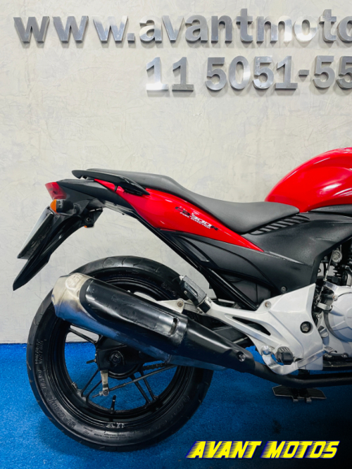 Foto Miniatura Honda CB 300R 2010