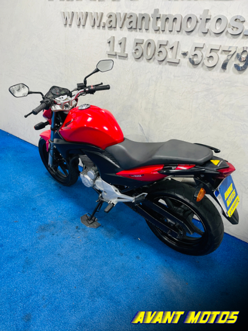 Foto Miniatura Honda CB 300R 2010
