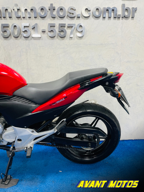 Foto Miniatura Honda CB 300R 2010