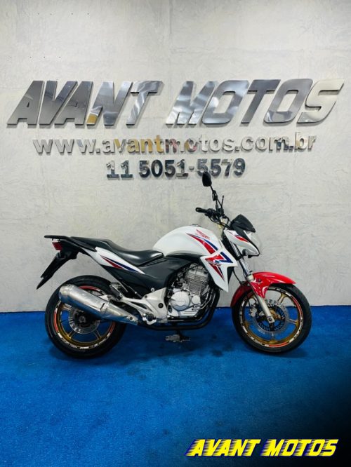 Foto Miniatura Honda CB 300R 2015