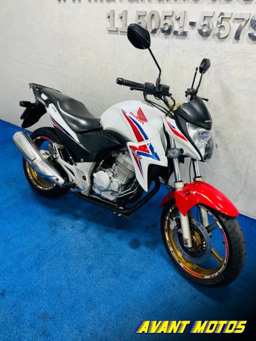 Foto Miniatura Honda CB 300R 2015