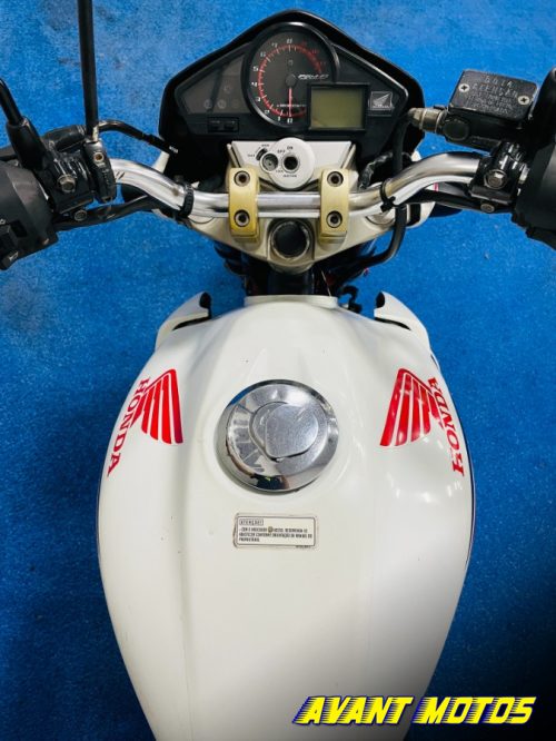 Foto Miniatura Honda CB 300R 2015