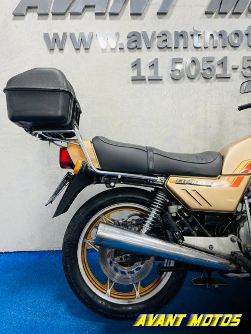 Foto Miniatura Honda CB 400 1983