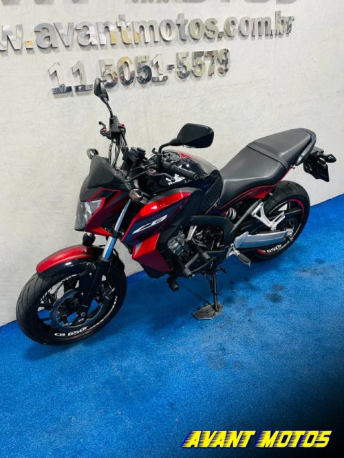 Foto Miniatura Honda CB 650F 2017