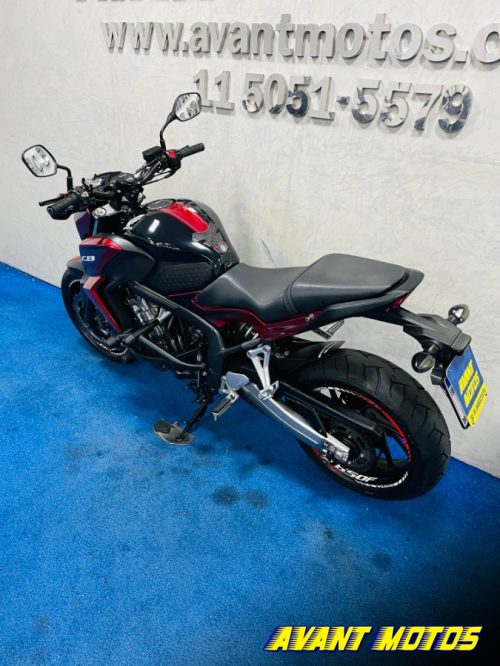 Foto Miniatura Honda CB 650F 2017