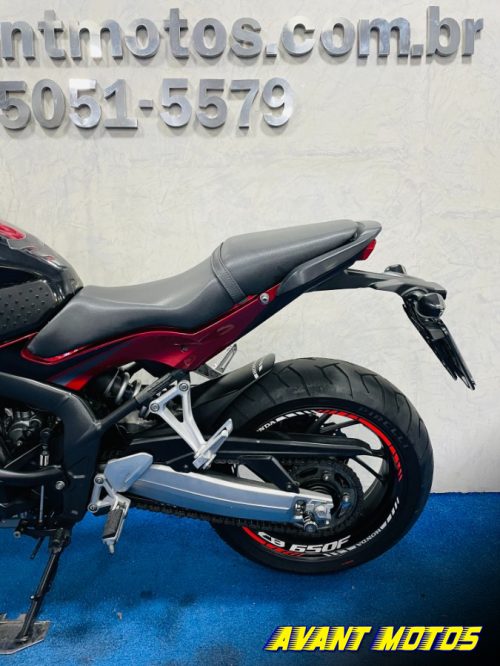 Foto Miniatura Honda CB 650F 2017