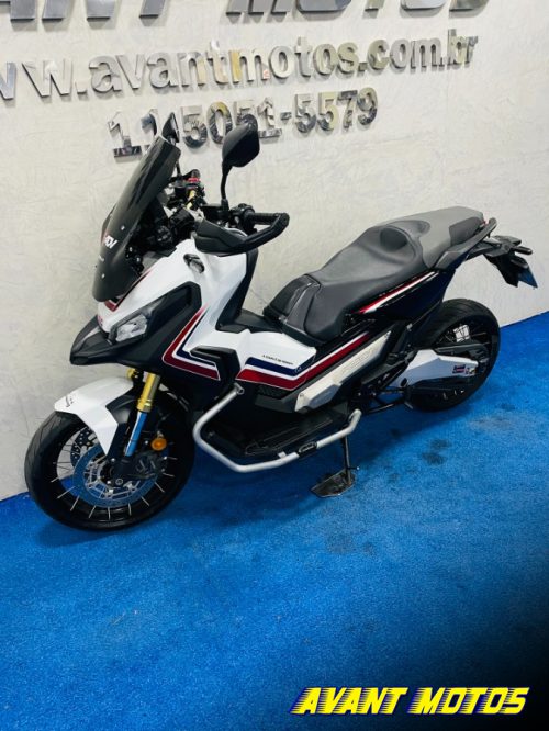 Foto Miniatura Honda X-ADV 2017