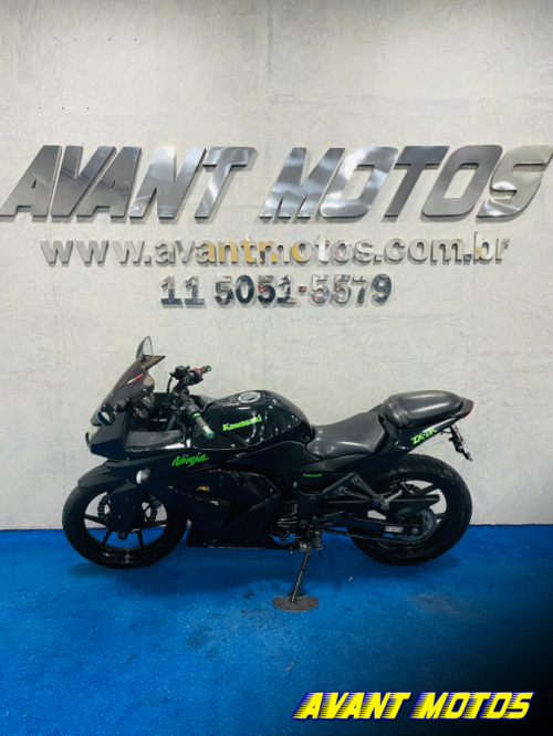 Foto Miniatura Kawasaki NINJA 250R 2010