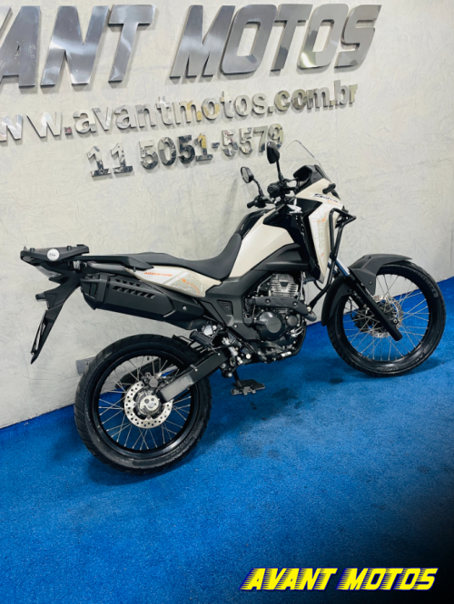 Foto Miniatura Honda XRE 300 SAHARA ADVENTURE 2026
