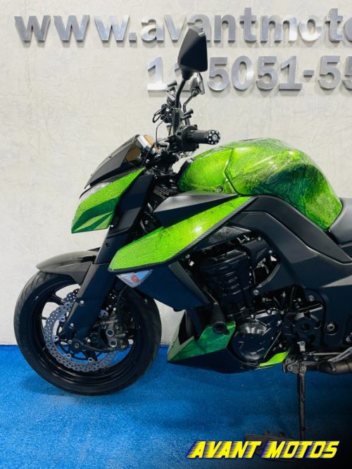 Foto Miniatura Kawasaki Z1000 2011