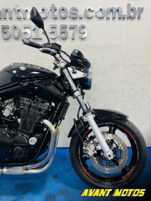 Foto Miniatura Suzuki BANDIT 650N 2006