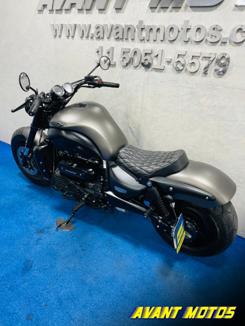 Foto Miniatura Triumph ROCKET III ROAD 2014