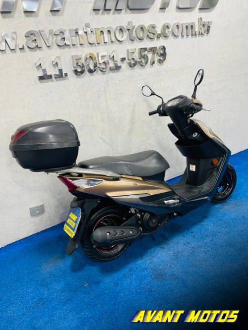 Foto Miniatura Haojue LINDY 125 R 2019