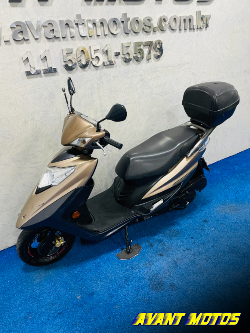 Foto Miniatura Haojue LINDY 125 R 2019