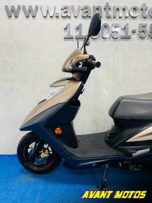 Foto Miniatura Haojue LINDY 125 R 2019