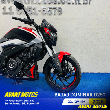 Bajaj DOMINAR D250 2025