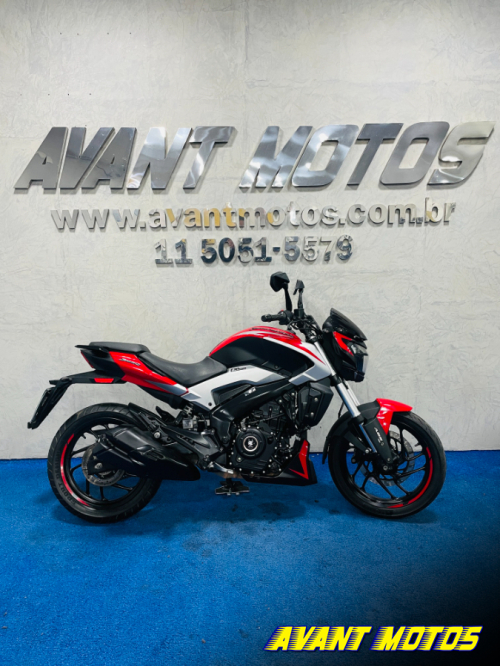 Foto Miniatura Bajaj DOMINAR D250 2025