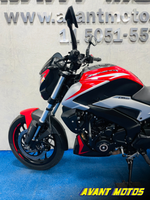 Foto Miniatura Bajaj DOMINAR D250 2025